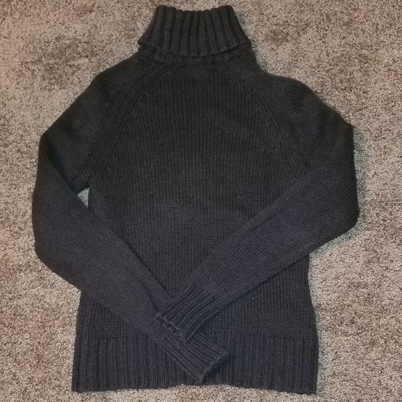 GAP sweater - Picture 2 of 7